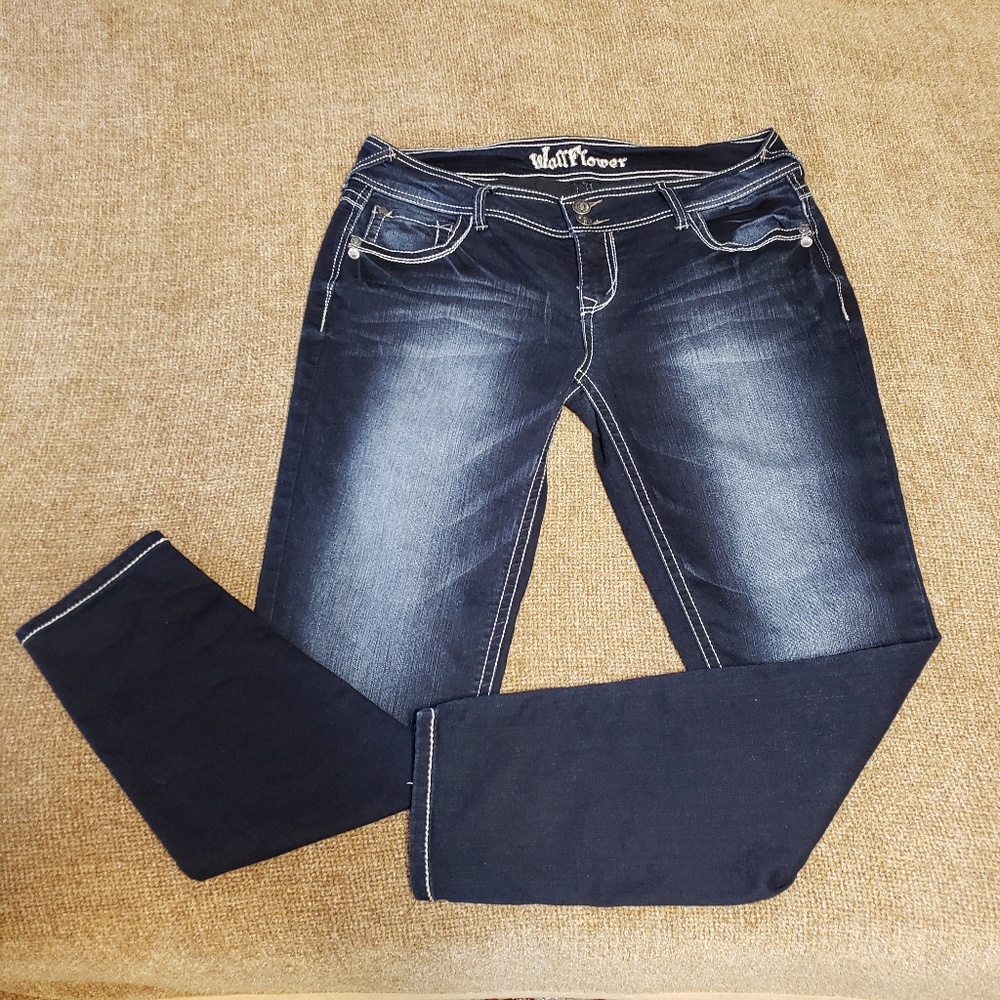 Distressed colored jeans